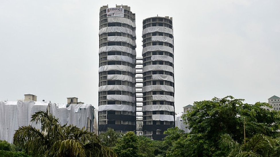 twin tower build unethical way of Noida before demolition